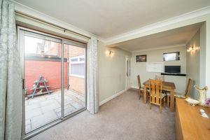 EXTENDED DINING ROOM- click for photo gallery